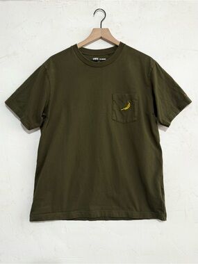Uniqlo UT Archive Andy Warhol Banana Pocket T-Shirt Olive Green XL